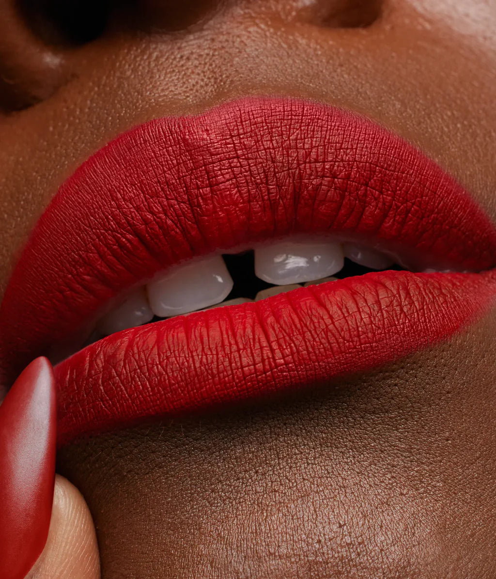 Huda Beauty Nouveau Rouge à Lèvres Liquide Mat Ultra-Confort Anti-Transfert - Slaytina, 4.2ml