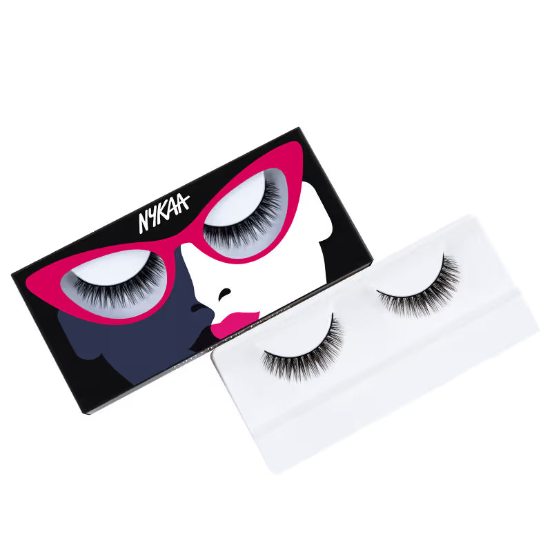 Nykaa Lash Talk Lightweight, Long & Volumizing Natural False Eyelash – 1pcs