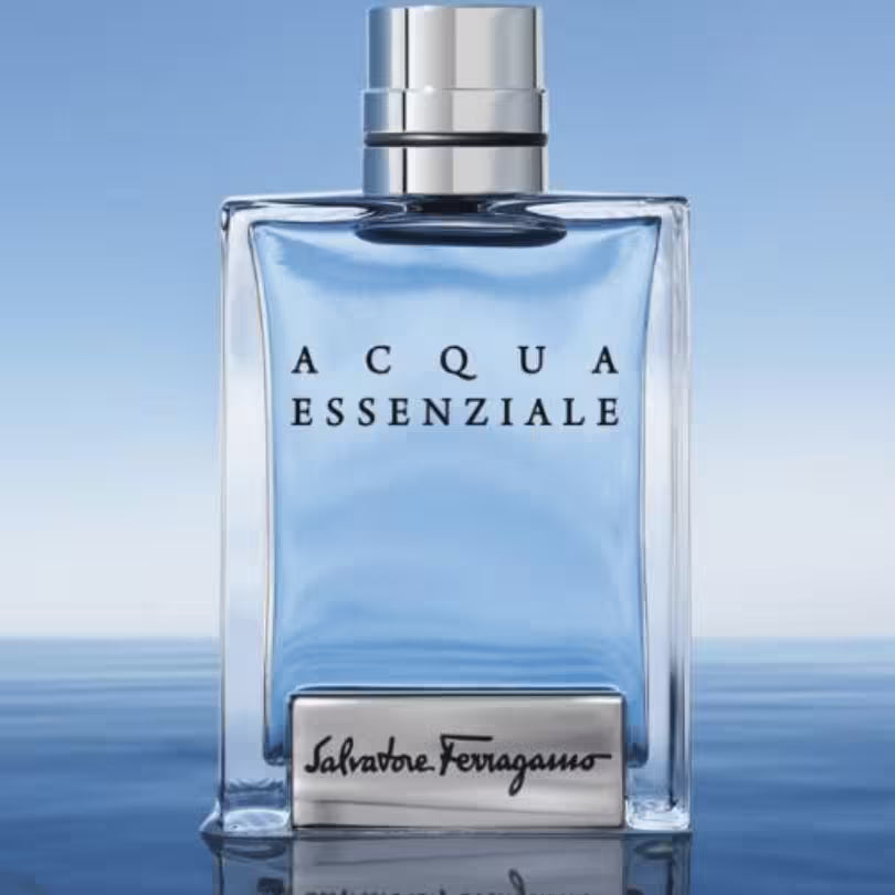 Salvatore Ferragamo Acqua Essenziale Eau de Toilette in 100ml Bottle Closeup